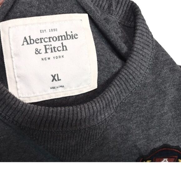ABERCROMBIE & FITCH Men’s Y2K Preppy Pullover Sweater Grey Logo Crest XL READ - Picture 6 of 10